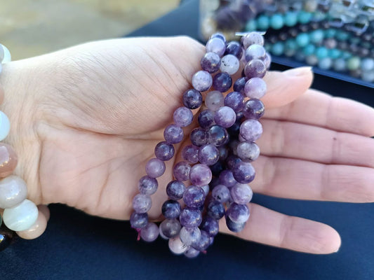 Sugilit Doğal Taş Bileklik – Meditasyon, Şifa ve İçsel Dönüşüm Taşı – Mor Kristal Enerji Bilekliği